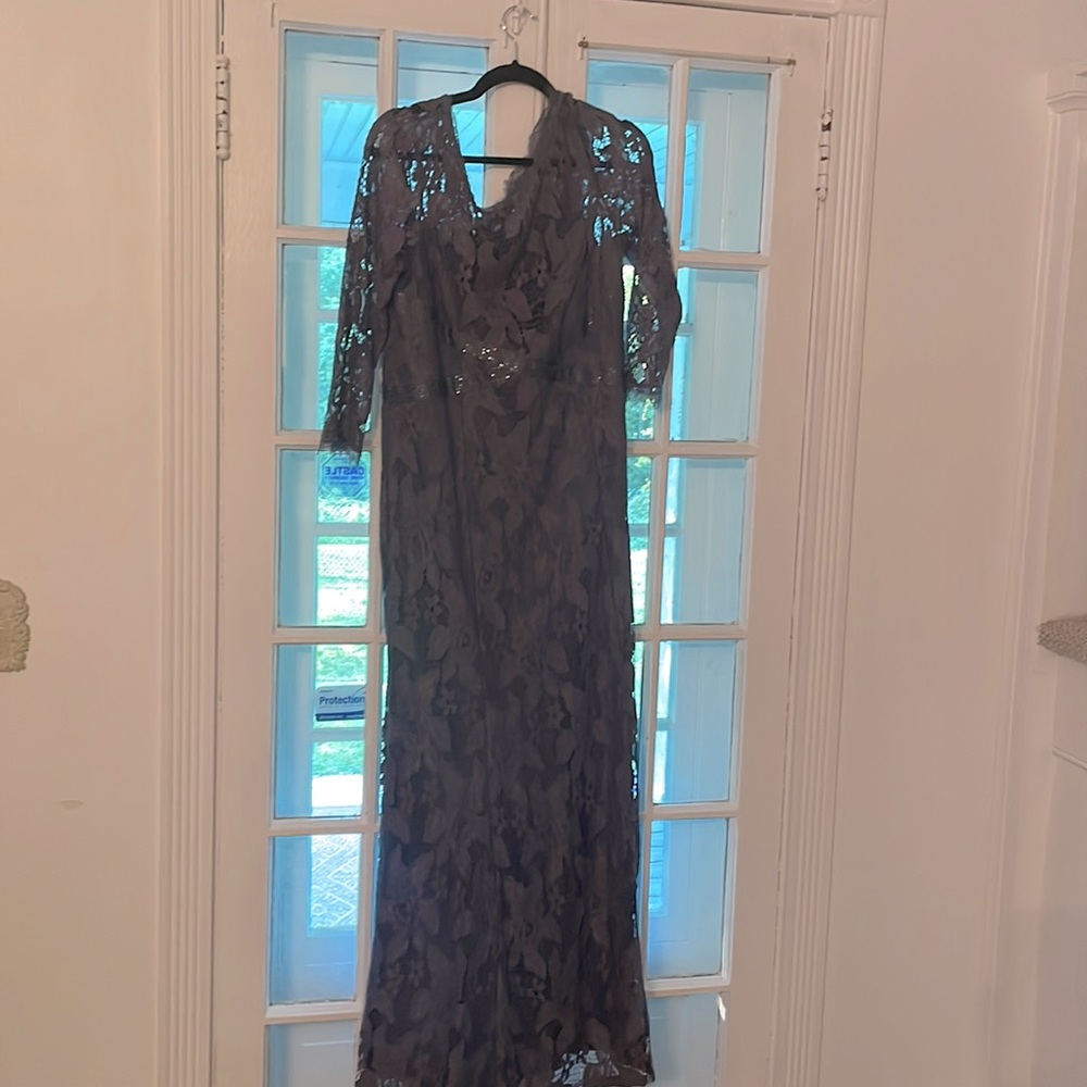 Adriana Papell Illusion Lace Gown Size 12